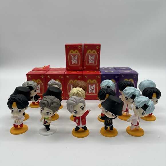 Other - BTS Tiny Tan Lot Of 31 Figures 14 With Box 16 Loose Figures Assorted Collectible